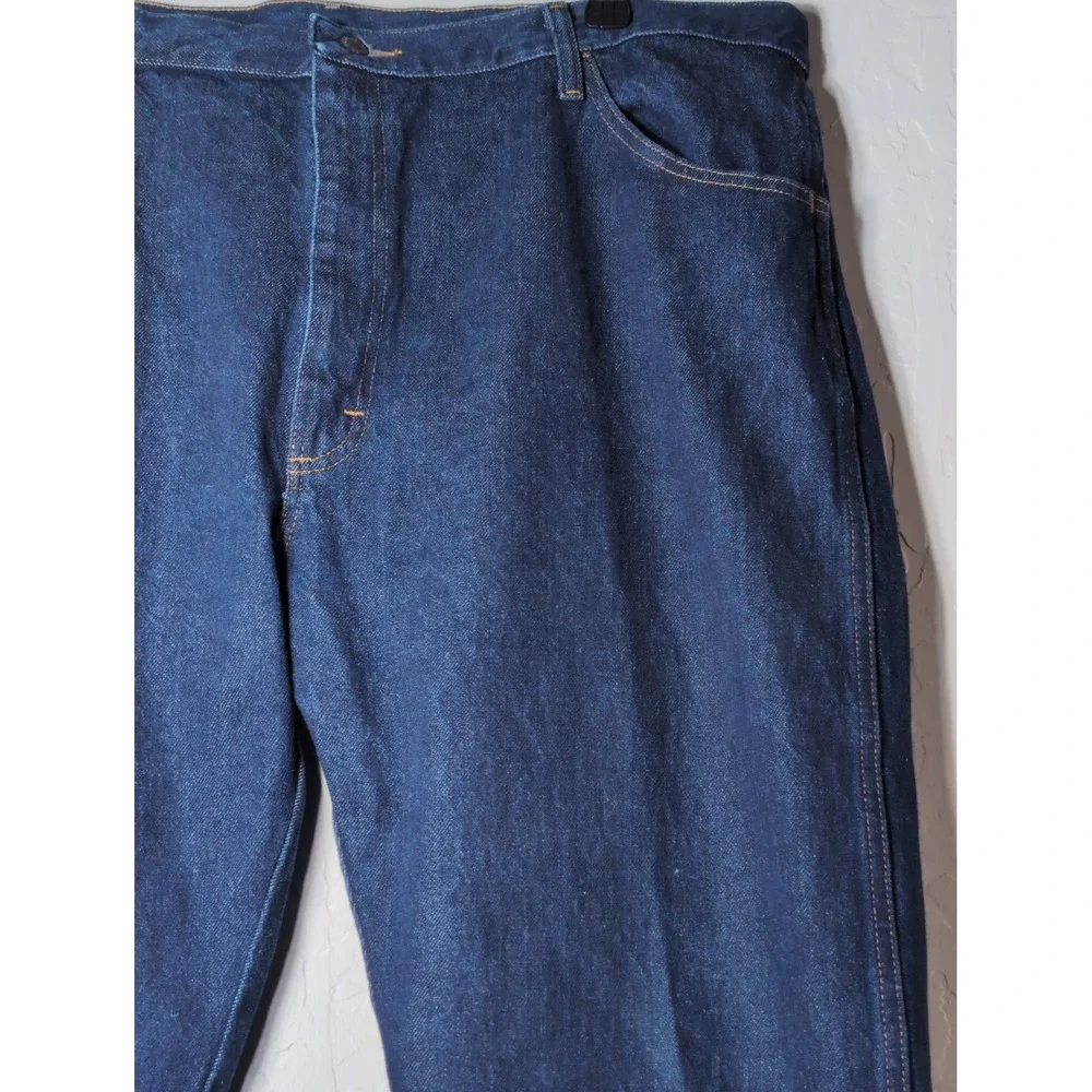 RUSTLER Men's Size 42x30 Blue Jeans 100% Cotton Denim Pants 5 Pockets Zipper Fly